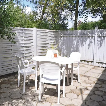 Three-bedroom Holiday In Holiday home *